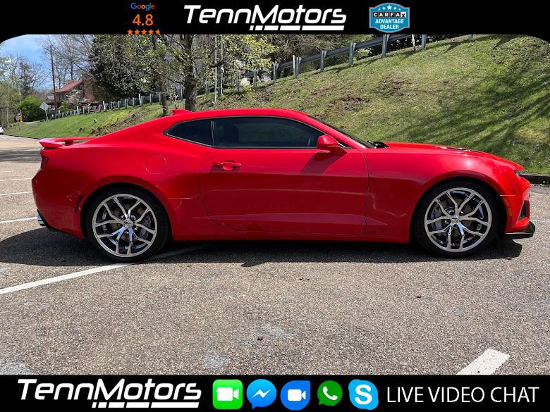 Used 2018 Chevrolet Camaro SS image 2