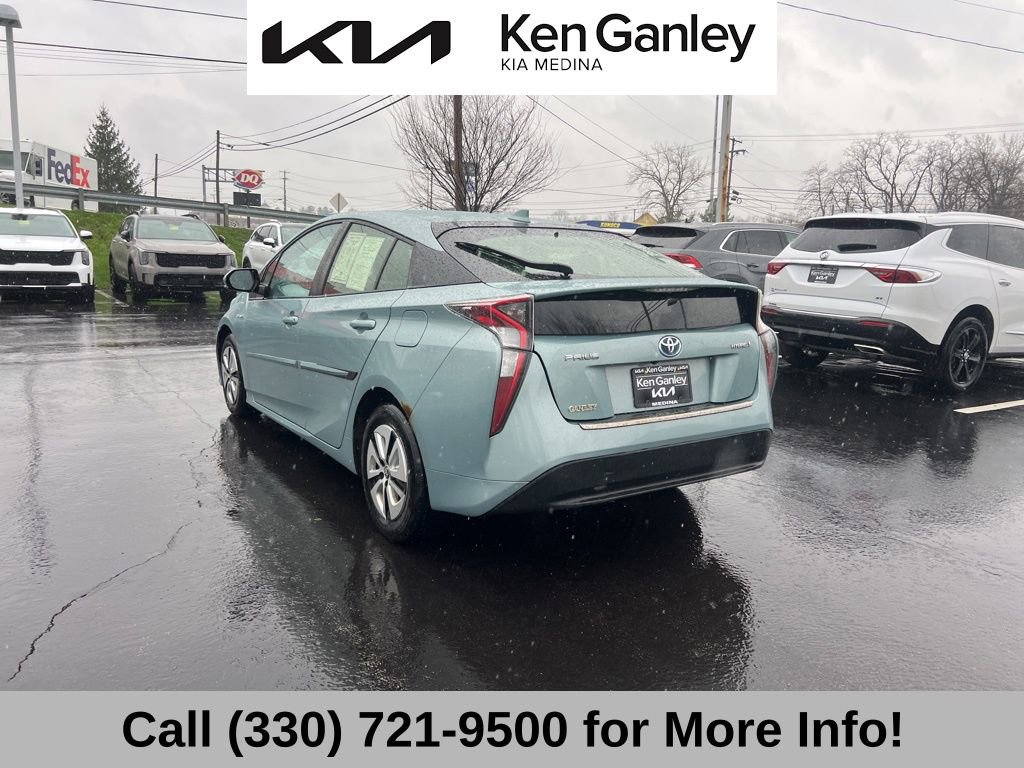 Used 2016 Toyota Prius Four w/ Advanced Technology Package image 13