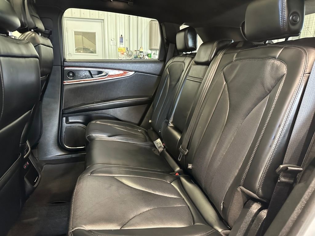 Used 2020 Lincoln Nautilus Reserve w/ Equipment Group 201A image 28