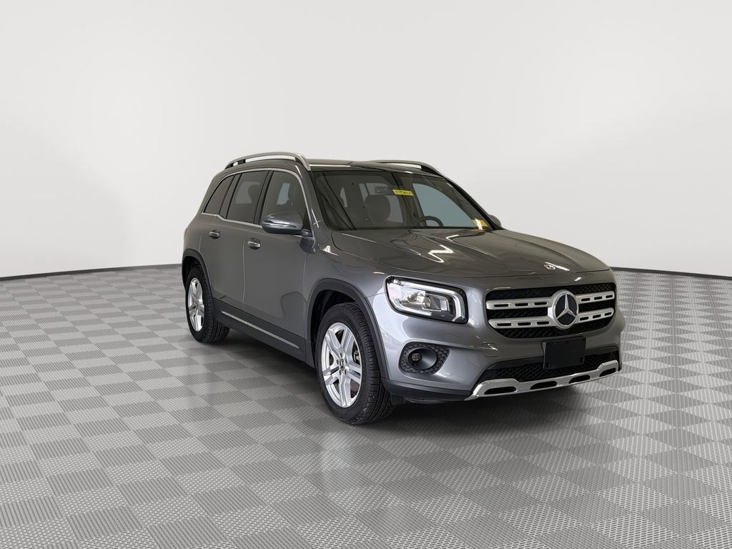 Used 2021 Mercedes-Benz GLB 250 GLB 250 image 2