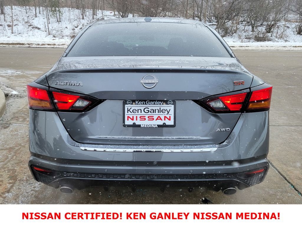 Certified 2023 Nissan Altima 2.5 SR image 4
