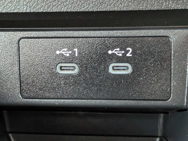 Used 2025 Nissan Kicks SV FWD image 22