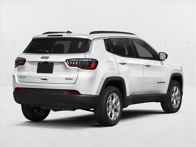 New 2026 Jeep Compass Latitude image 2