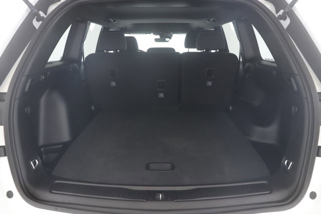 Used 2025 Jeep Grand Cherokee Laredo X AWD/4WD image 27