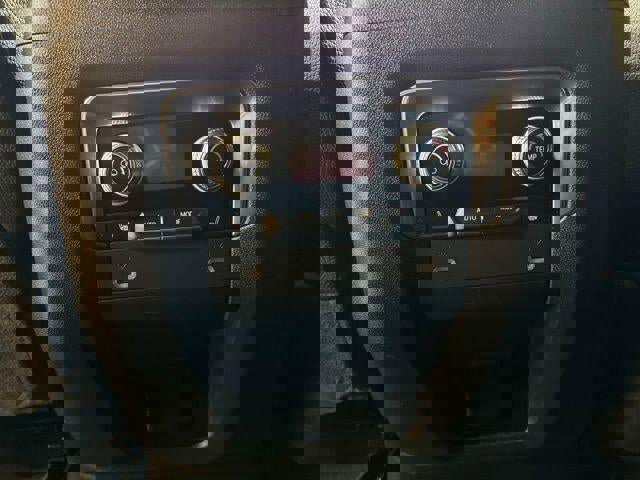 Used 2023 GMC Yukon Denali image 21