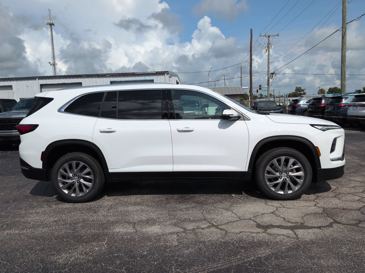 New 2026 Buick Enclave Preferred w/ Power Package FWD image 3