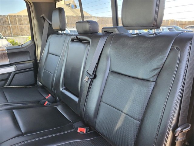 Used 2019 Ford F250 Lariat w/ Chrome Package image 12