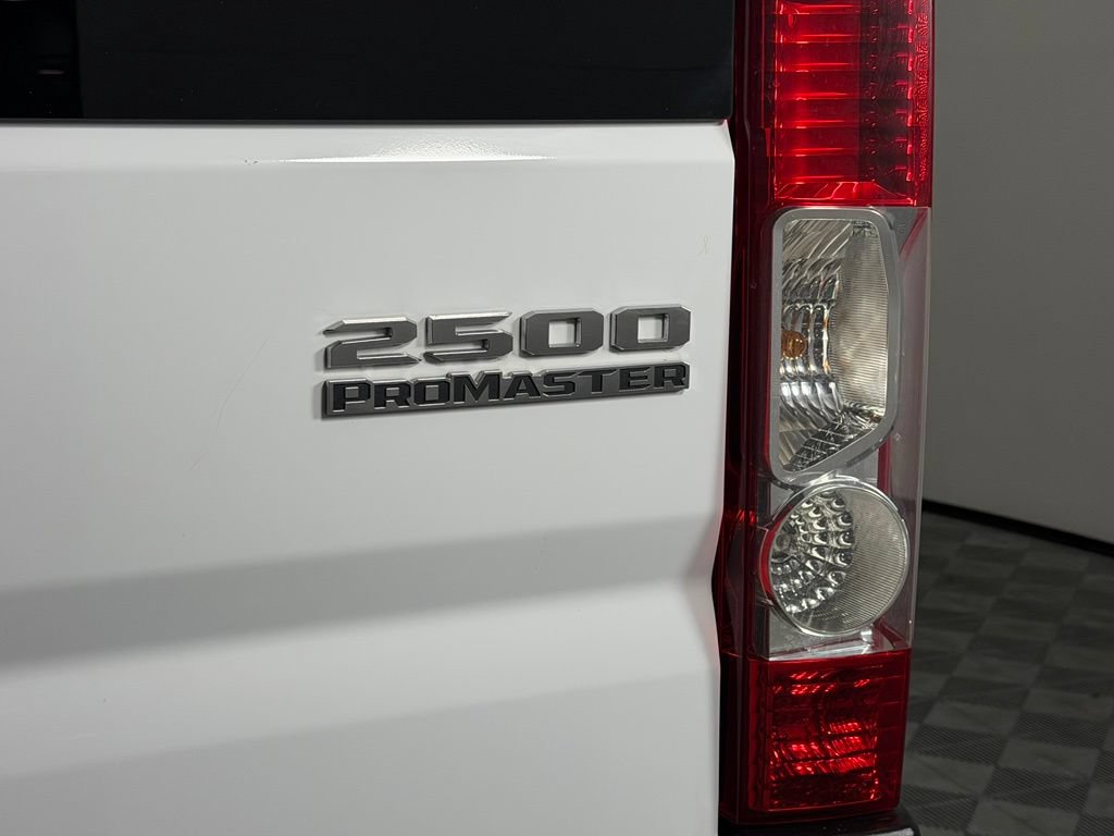 Used 2025 RAM ProMaster 2500 w/ U-Haul Equipment Group FWD image 25