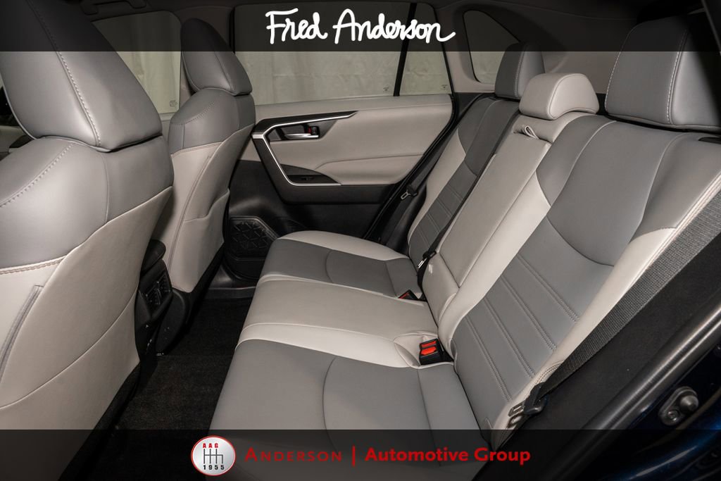 Used 2023 Toyota RAV4 XLE Premium FWD image 9