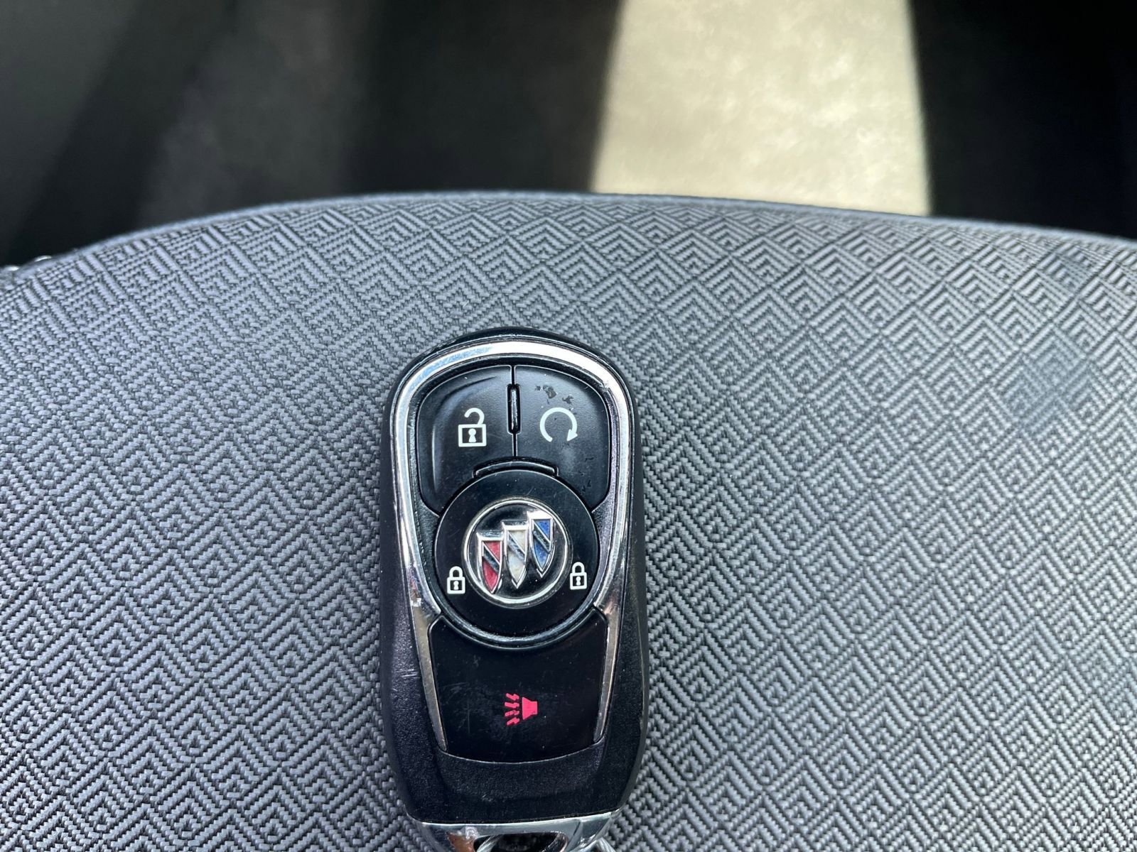 Used 2025 Buick Encore GX Preferred FWD image 23