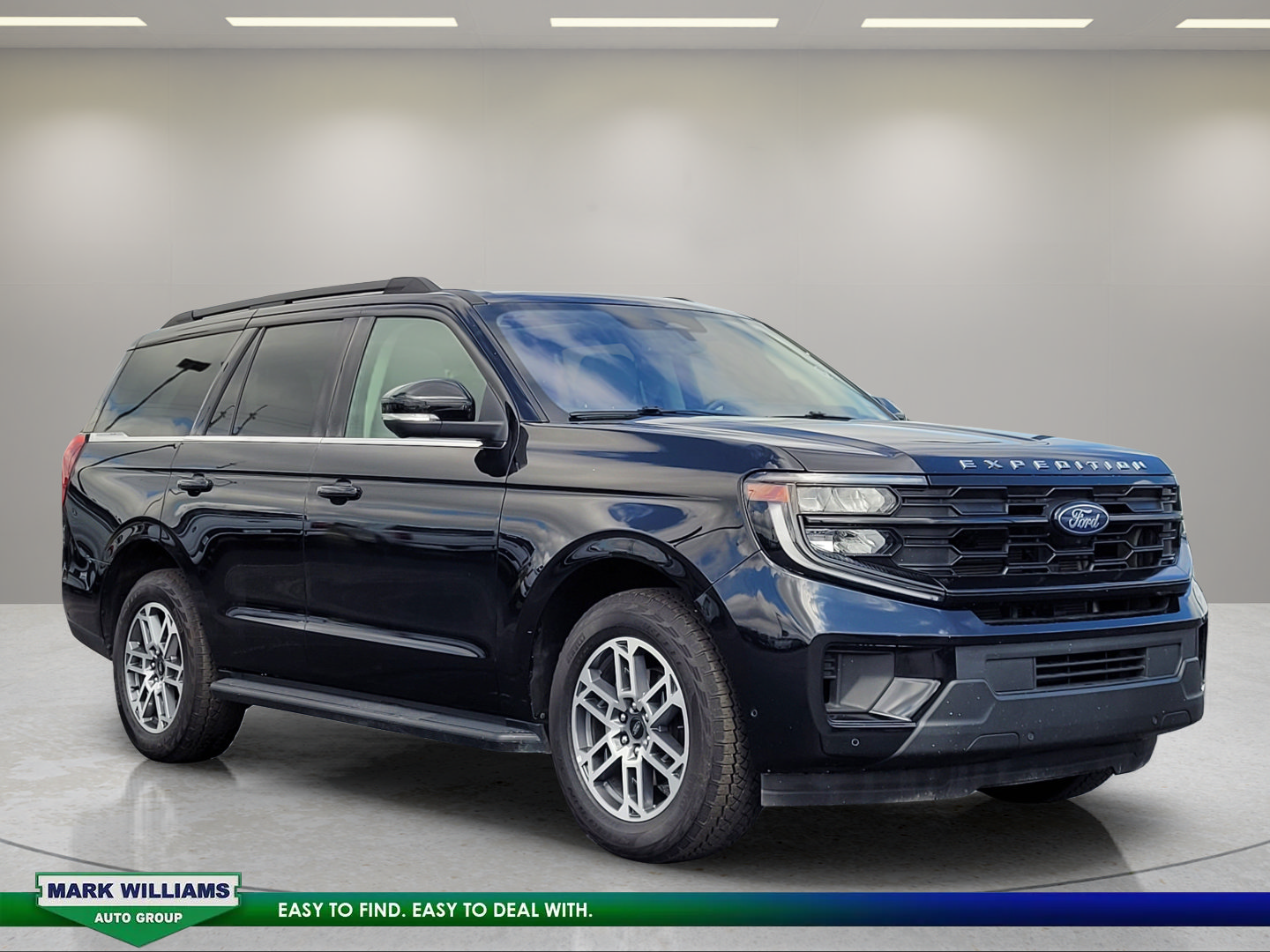 Used 2025 Ford Expedition Active