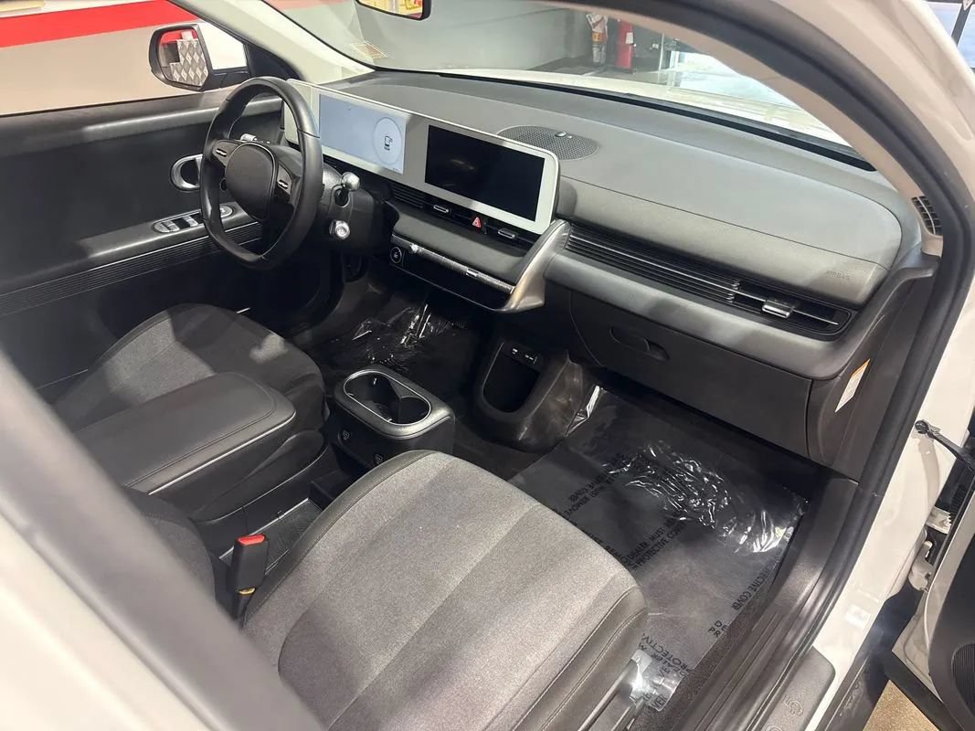Used 2024 Hyundai Ioniq 5 SE AWD/4WD image 94