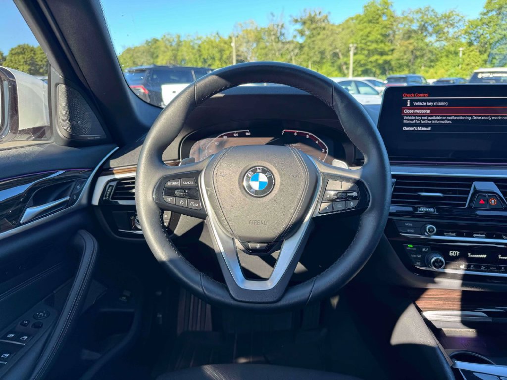 Used 2023 BMW 530i xDrive w/ Premium Package AWD/4WD image 23