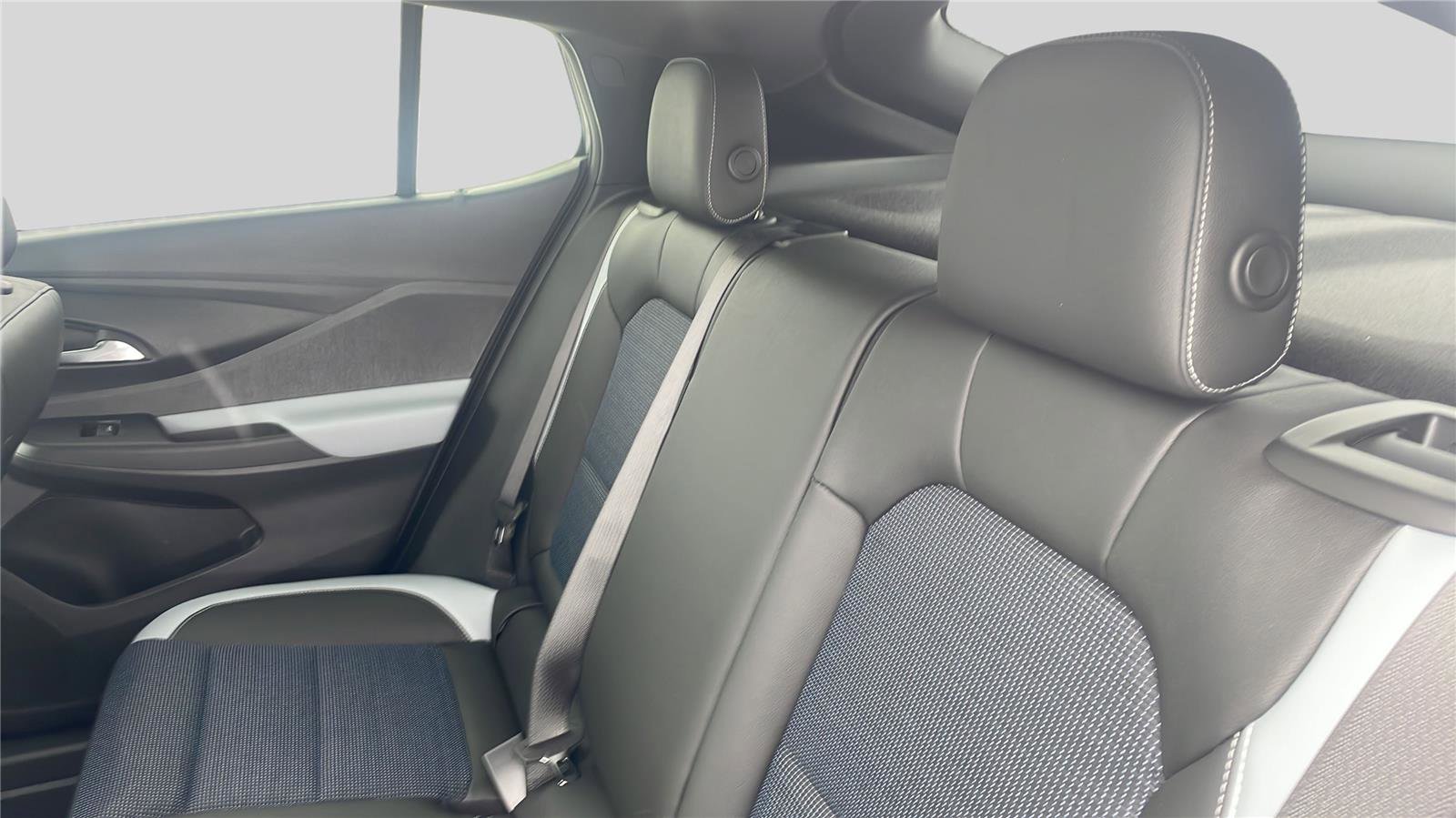 New 2026 Buick Envista Preferred w/ Convenience I Package image 17