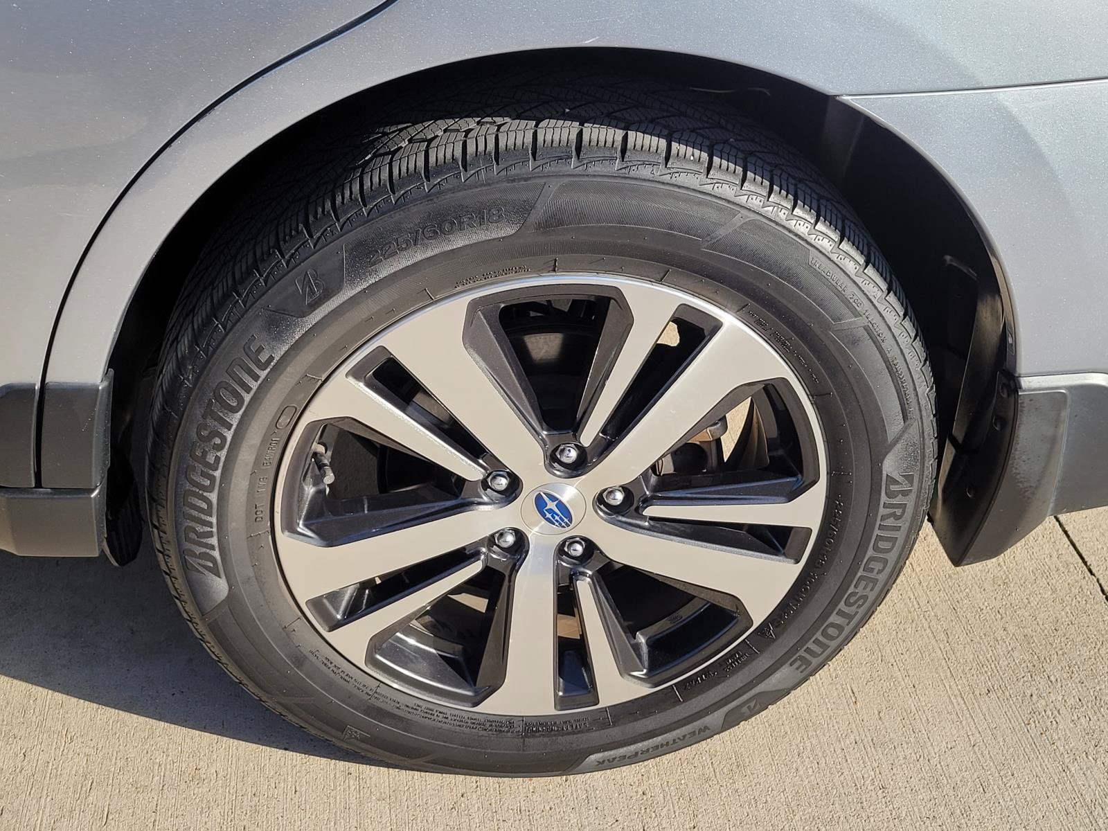 Used 2018 Subaru Outback 2.5i Limited AWD/4WD image 23
