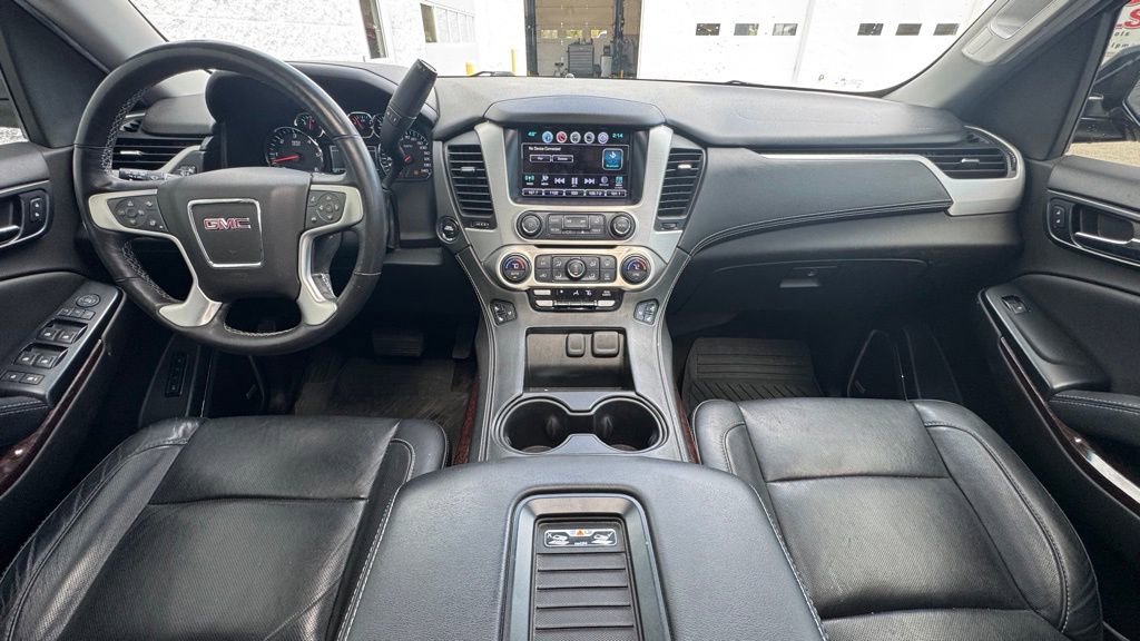 Used 2017 GMC Yukon SLT w/ Open Road Package image 12