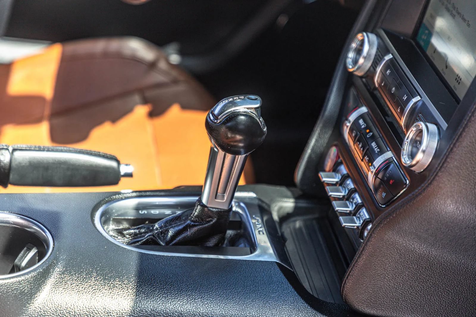 Used 2018 Ford Mustang Premium RWD image 46