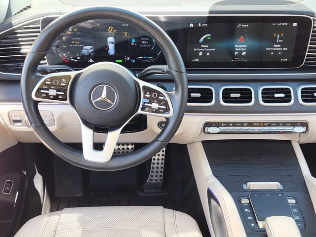 Used 2021 Mercedes-Benz GLS 580 4MATIC image 26