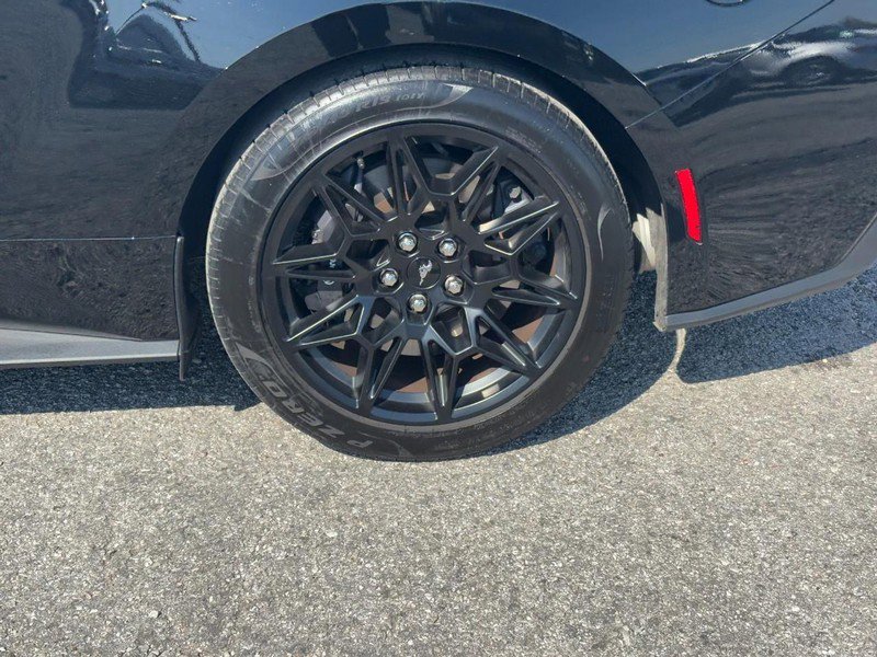 Used 2024 Ford Mustang GT w/ GT Performance Package RWD image 11