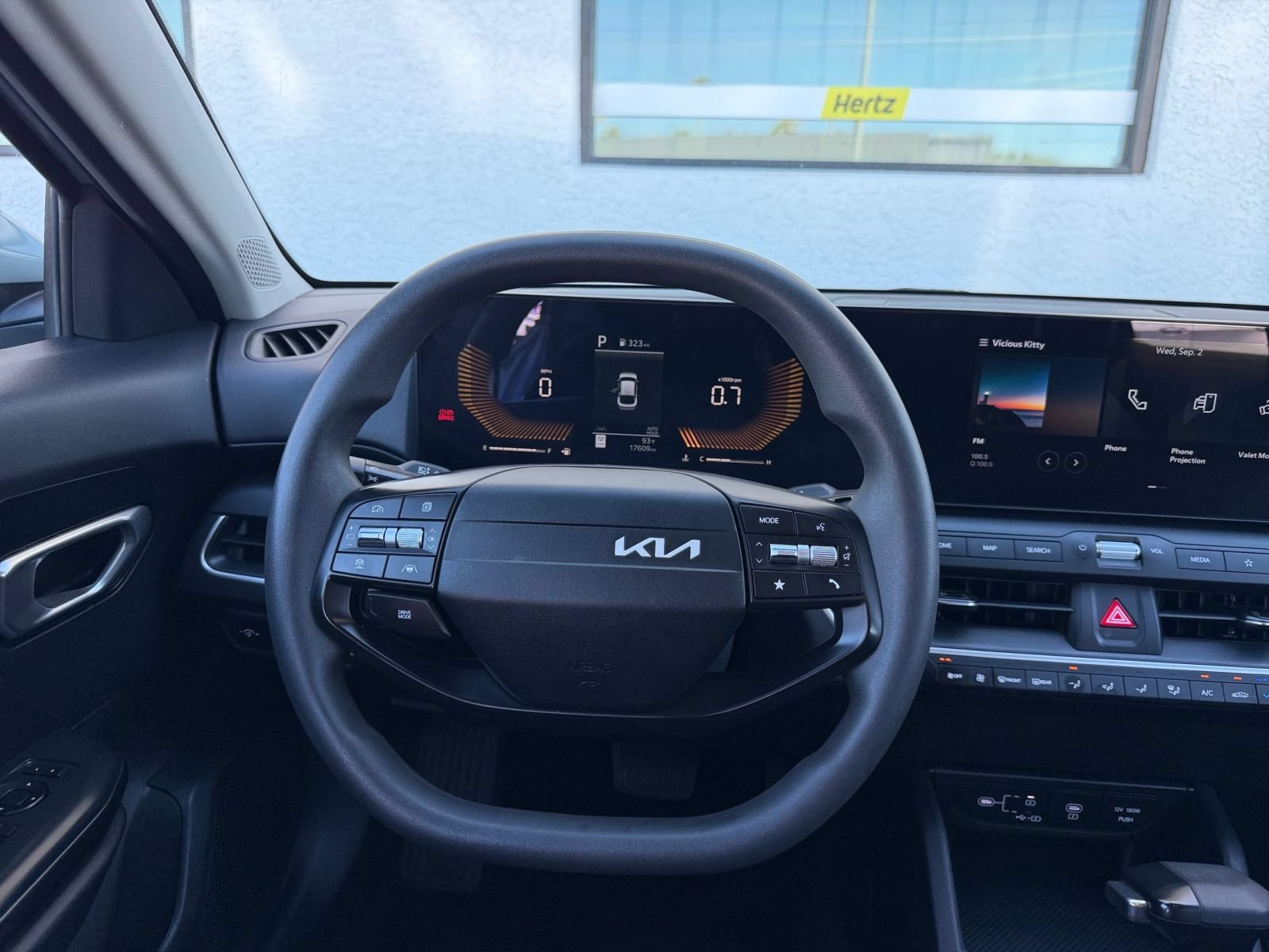 Used 2026 Kia K4 FWD image 32