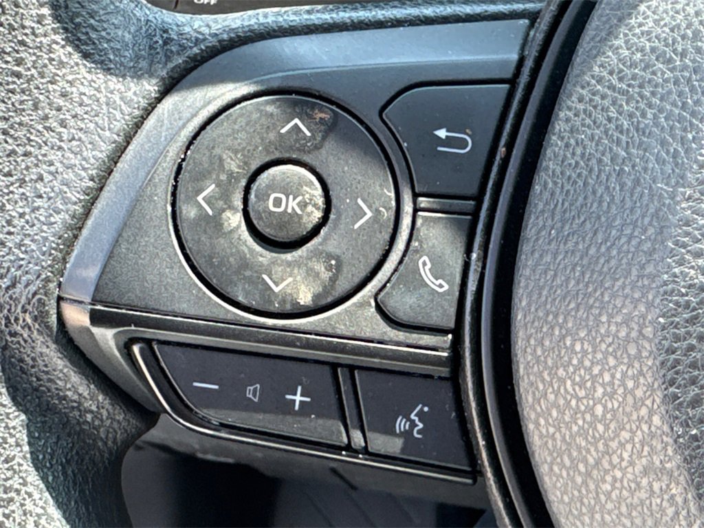 Used 2022 Toyota RAV4 XLE image 25