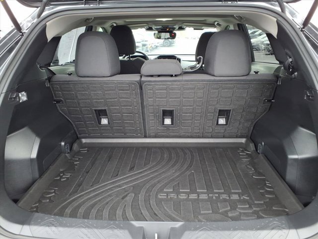 Used 2025 Subaru Crosstrek 2.0i Premium image 25