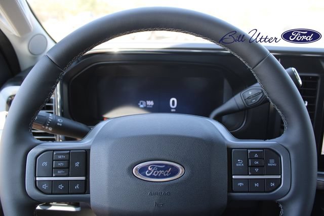New 2026 Ford F250 Lariat w/ Black Appearance Package AWD/4WD image 18