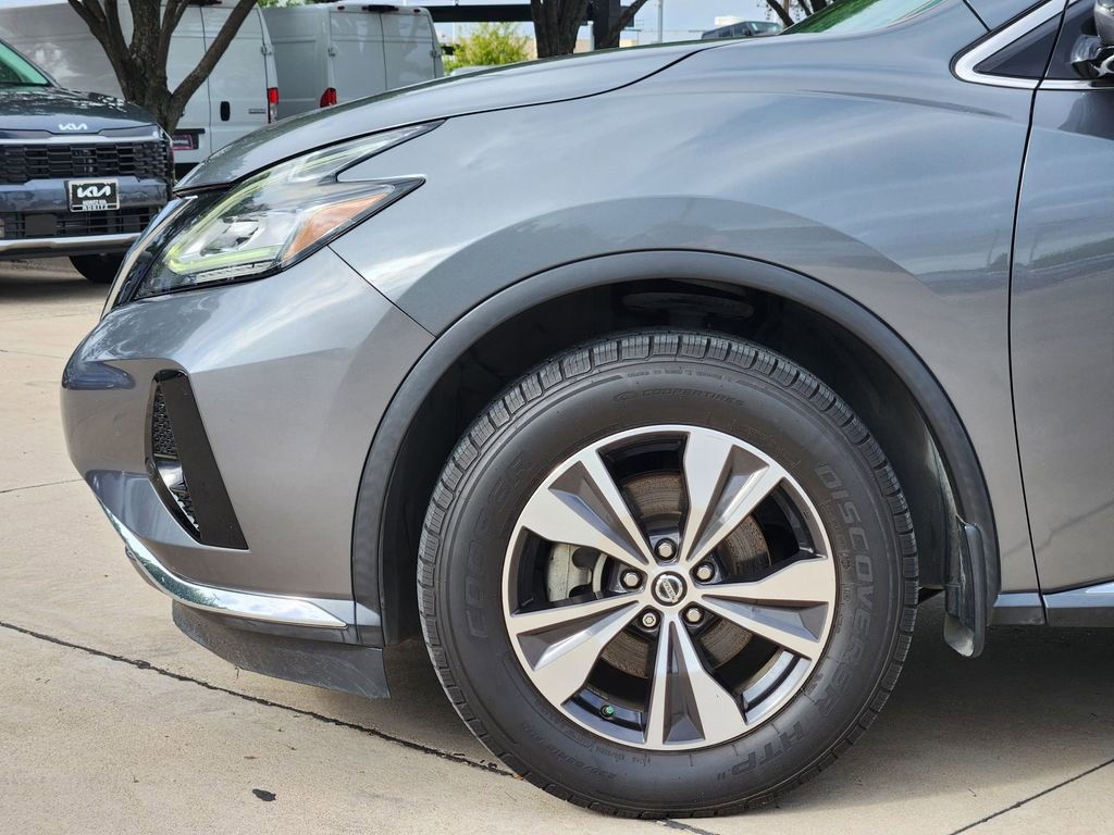 Used 2019 Nissan Murano SV w/ Premium Package image 14
