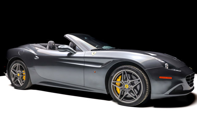 Used 2016 Ferrari California T image 28