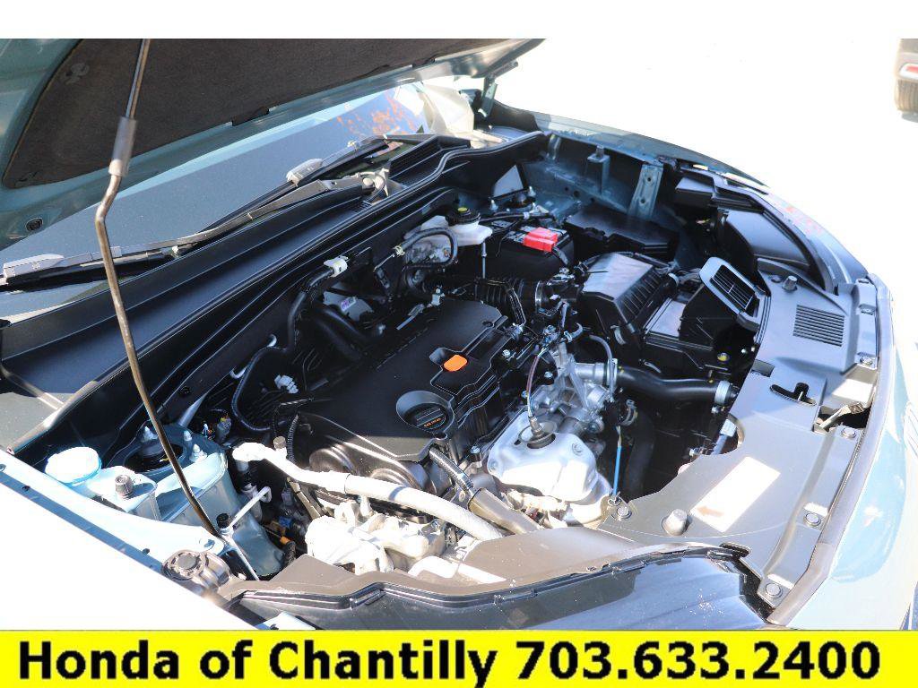 Certified 2025 Honda HR-V Sport image 30