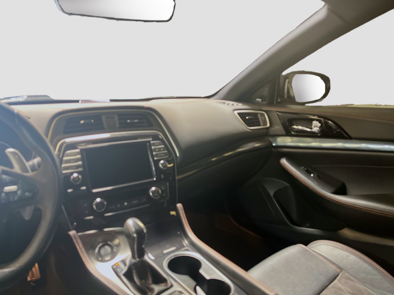 Used 2023 Nissan Maxima SR w/ Sport Mat Group FWD image 24