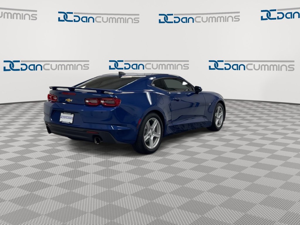 Used 2019 Chevrolet Camaro LT RWD image 8