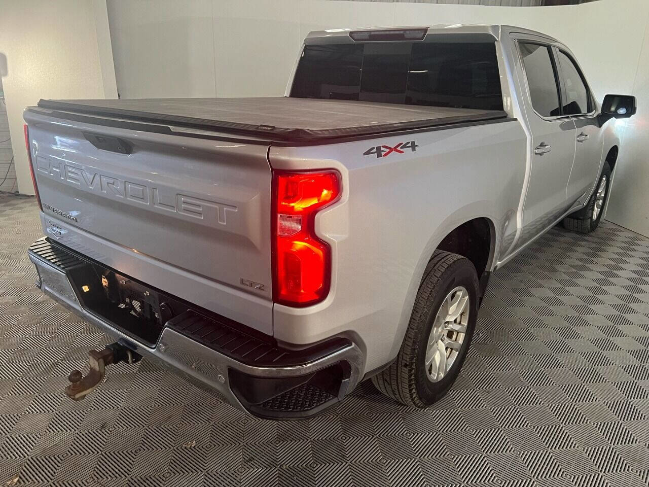 Used 2020 Chevrolet Silverado 1500 LTZ w/ LTZ Plus Package image 6