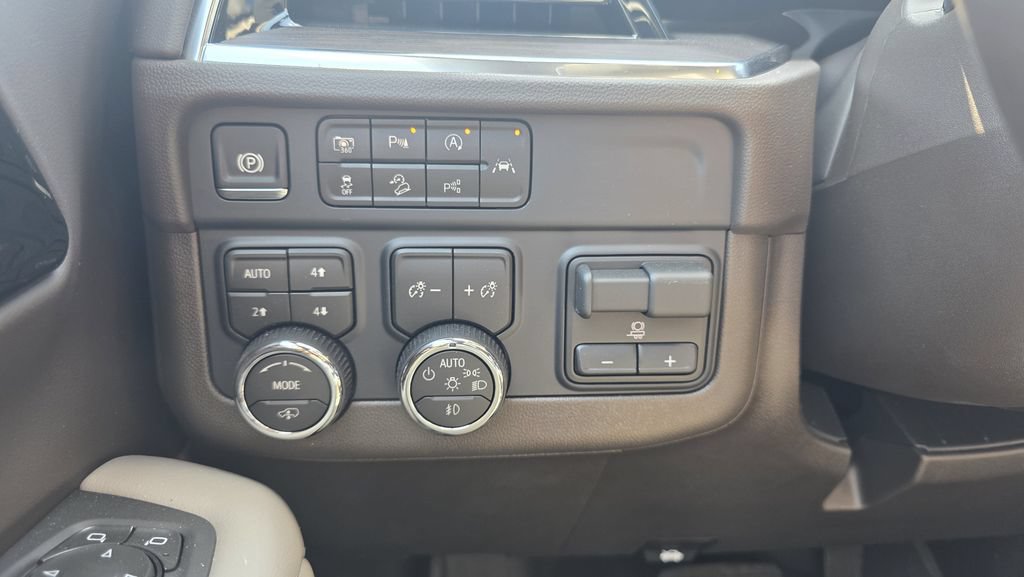 New 2026 Chevrolet Tahoe Z71 AWD/4WD image 21
