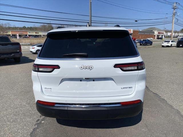 Used 2025 Jeep Grand Cherokee L Limited w/ Trailer Tow Package AWD/4WD image 4