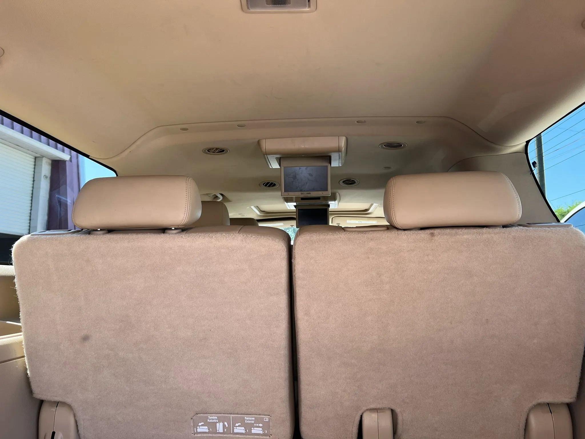 Used 2014 Cadillac Escalade ESV Luxury AWD/4WD image 17