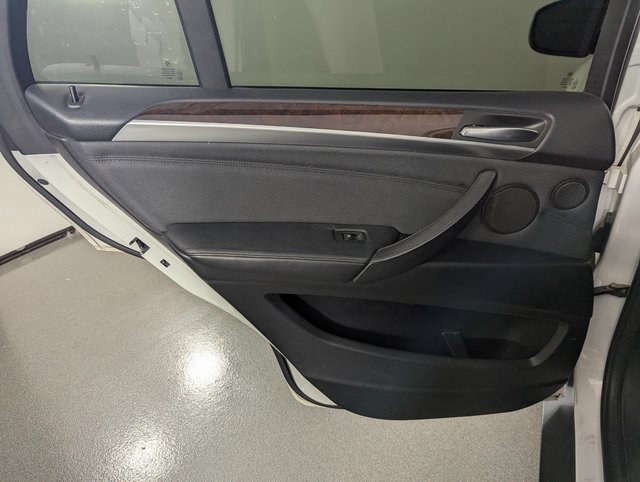 Used 2012 BMW X5 xDrive35i image 15