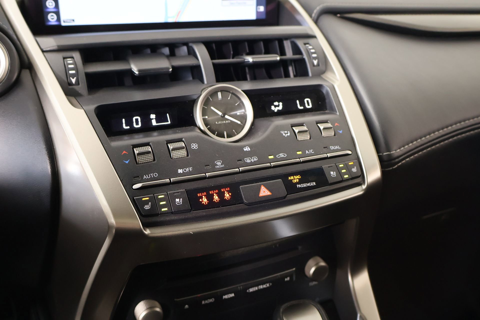 Used 2018 Lexus NX 300 FWD w/ Premium Package image 8