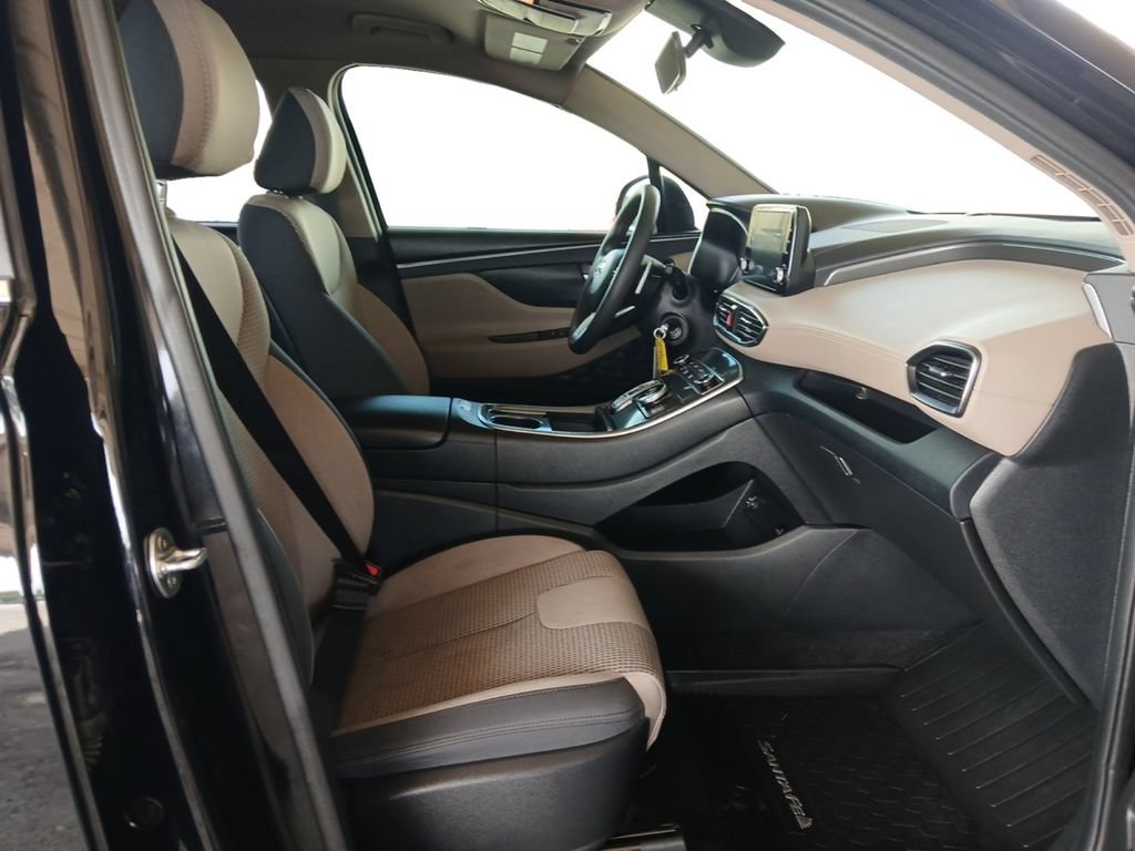 Used 2023 Hyundai Santa Fe SE FWD image 29