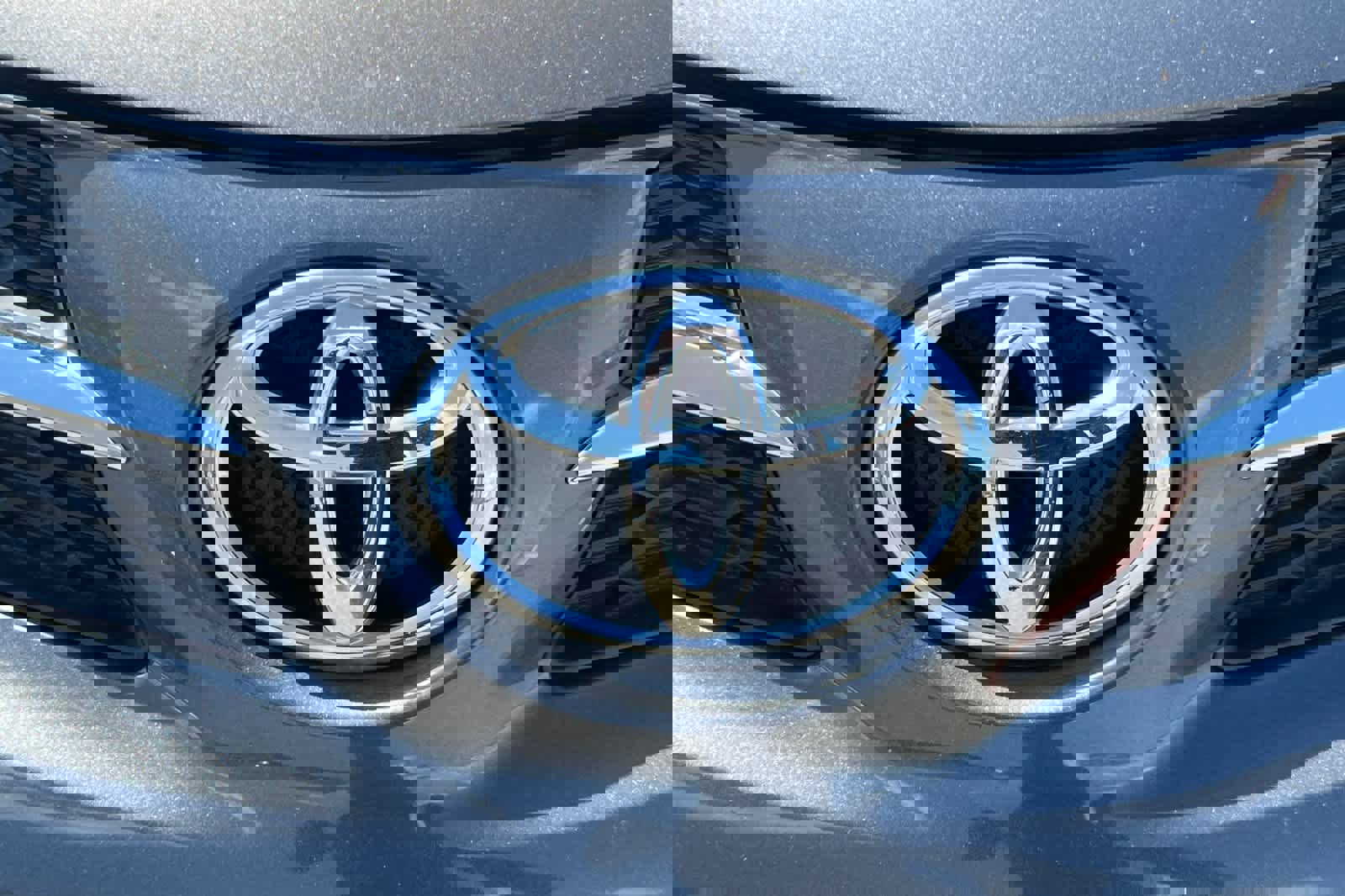 Used 2014 Toyota RAV4 LE image 13