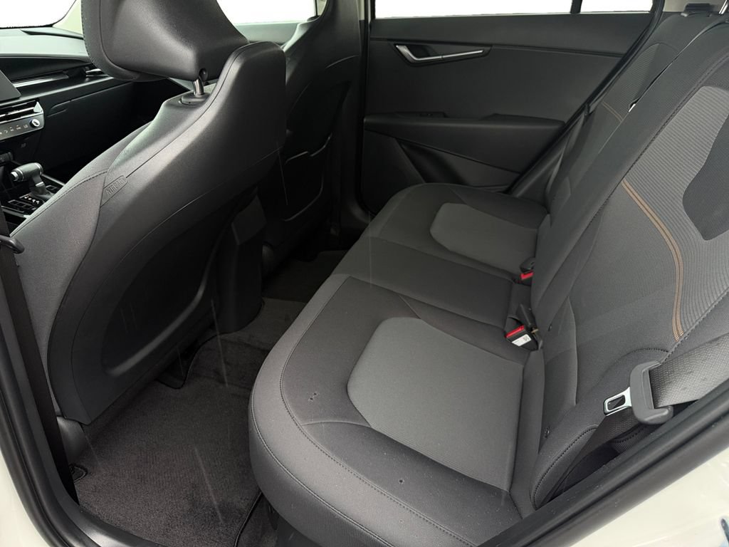 New 2026 Kia Niro LX FWD image 10