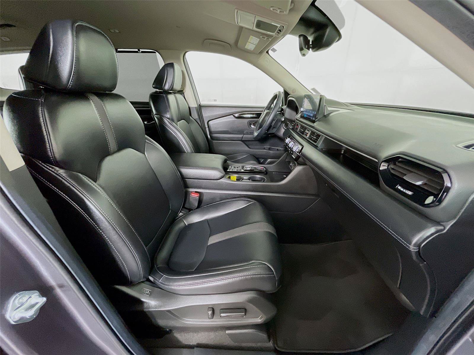 Certified 2025 Honda Pilot EX-L image 34