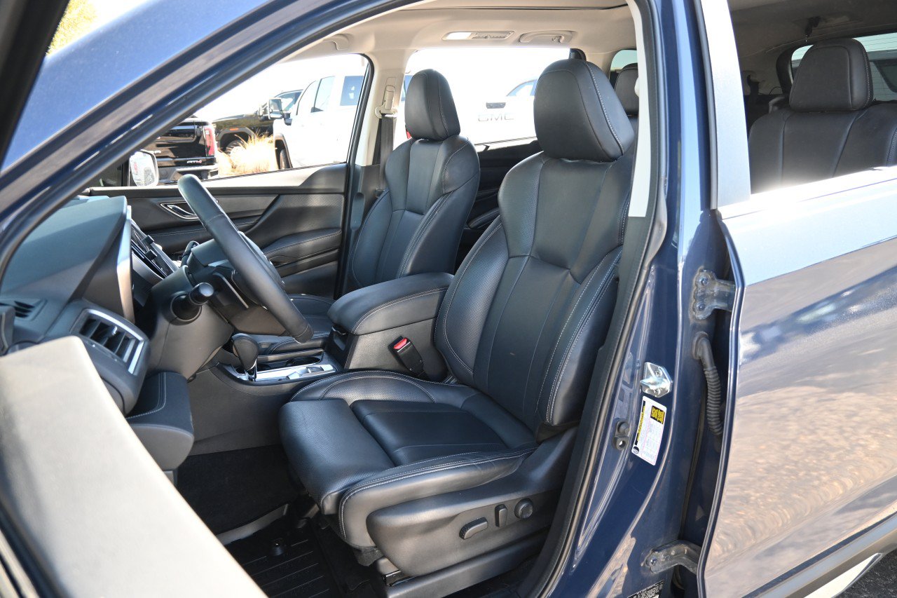 Used 2023 Subaru Ascent Limited w/ Technology Package AWD/4WD image 18