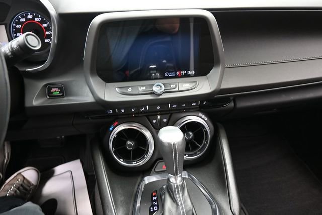 Used 2023 Chevrolet Camaro LT w/ Technology Package RWD image 10