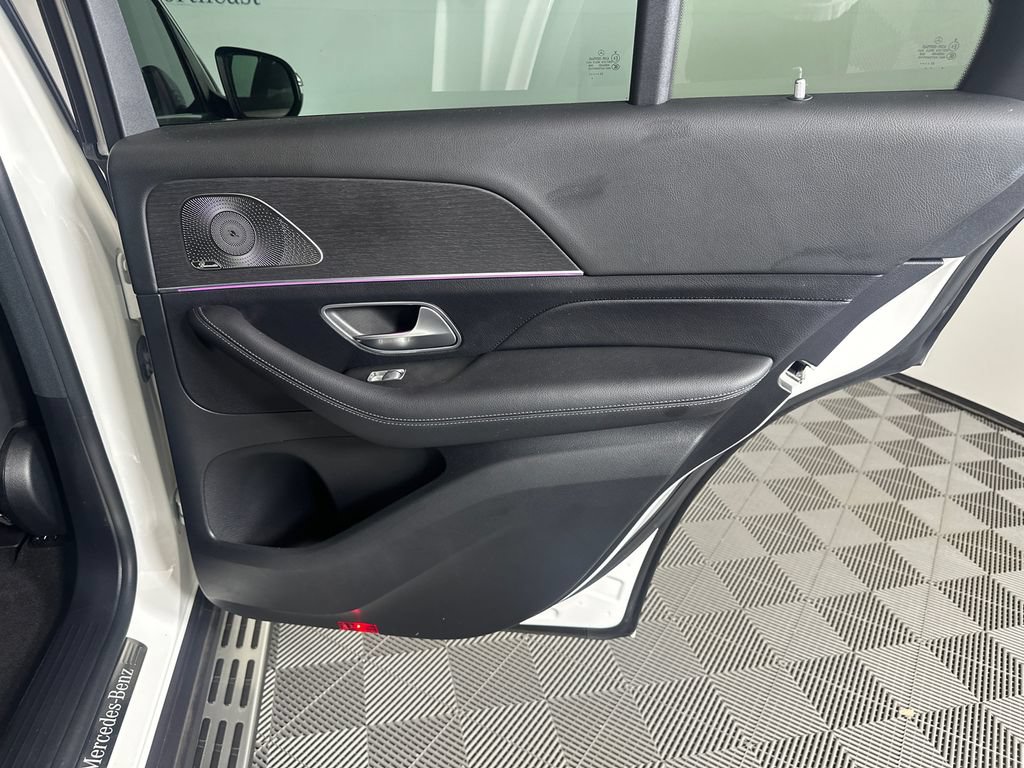 Certified 2022 Mercedes-Benz GLE 350 w/ Premium Package image 18