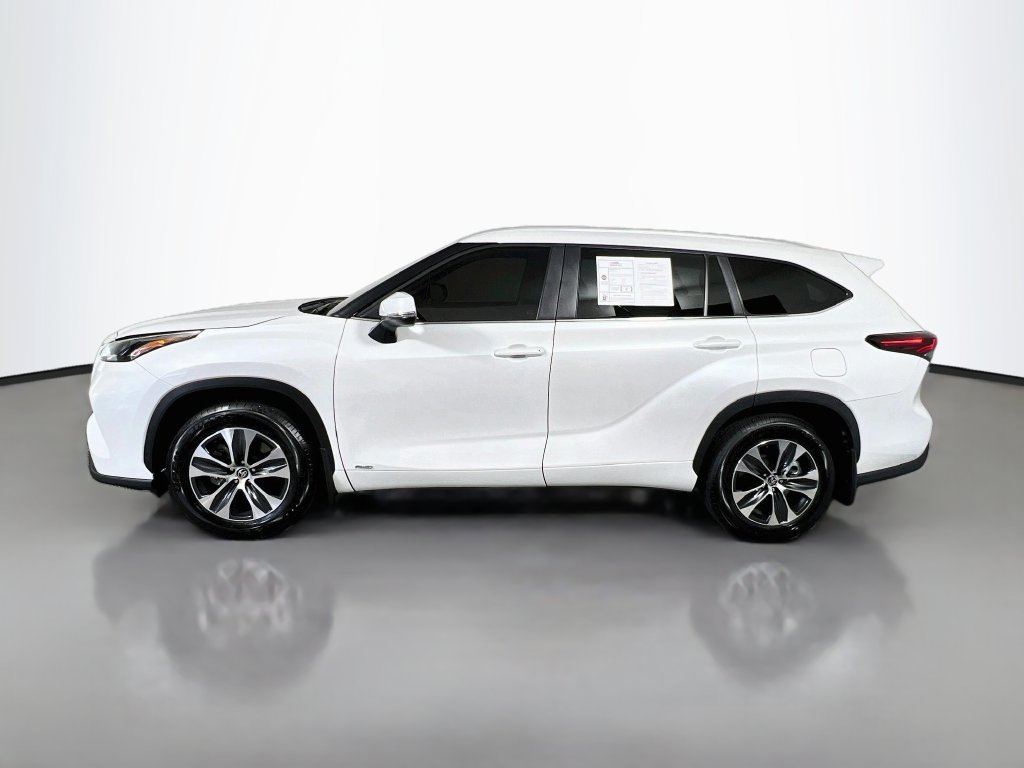 Used 2026 Toyota Highlander XLE AWD/4WD image 6