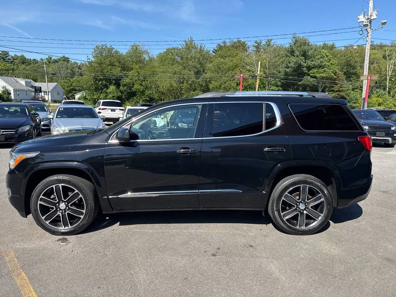 Used 2019 GMC Acadia Denali w/ Technology Package AWD/4WD image 4
