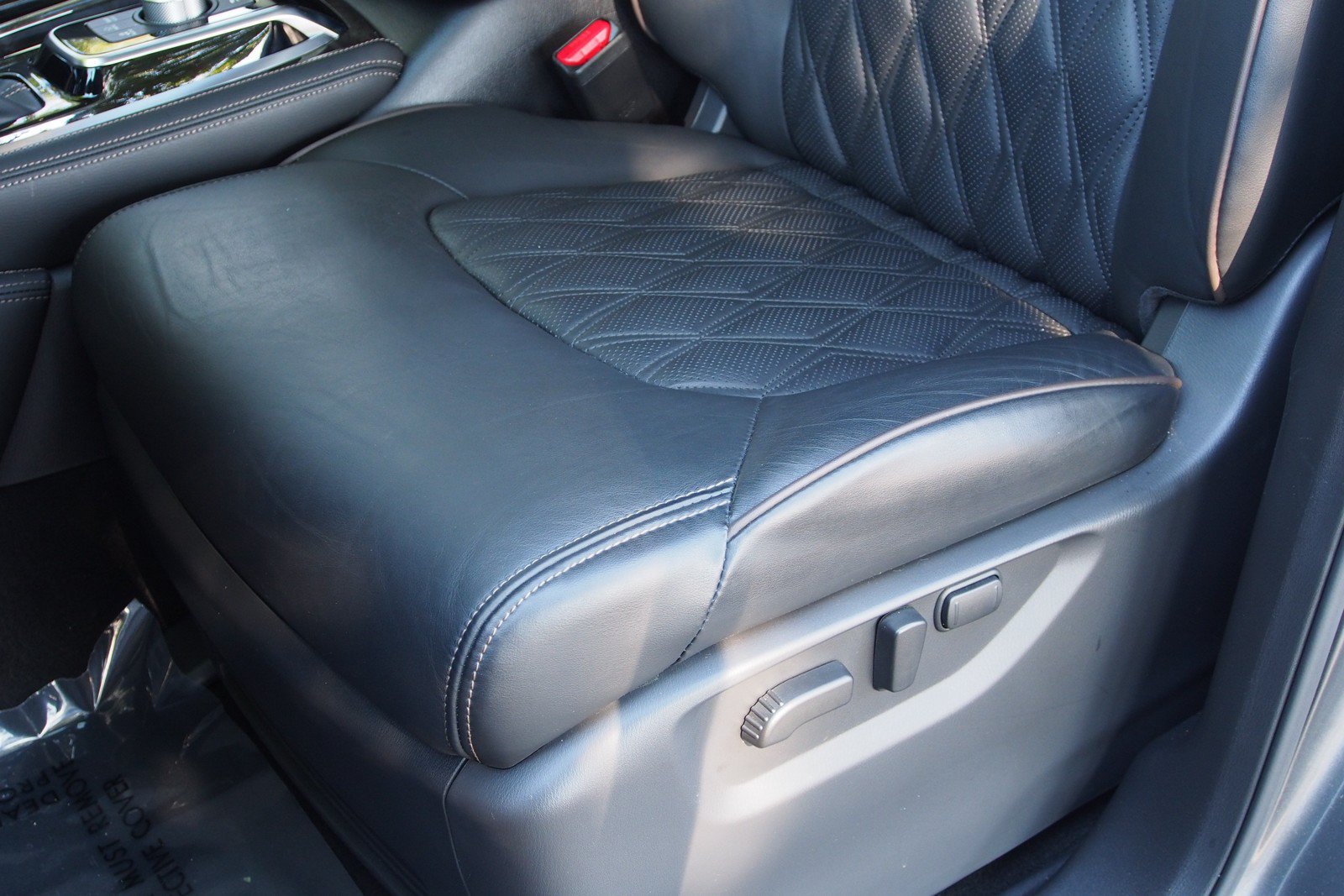Used 2023 Nissan Armada Platinum w/ Captain's Chairs Package AWD/4WD image 24