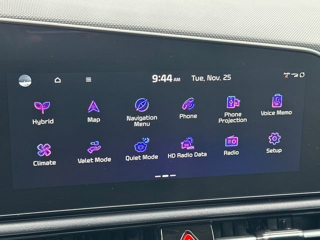 Used 2024 Kia Niro EX Touring image 33