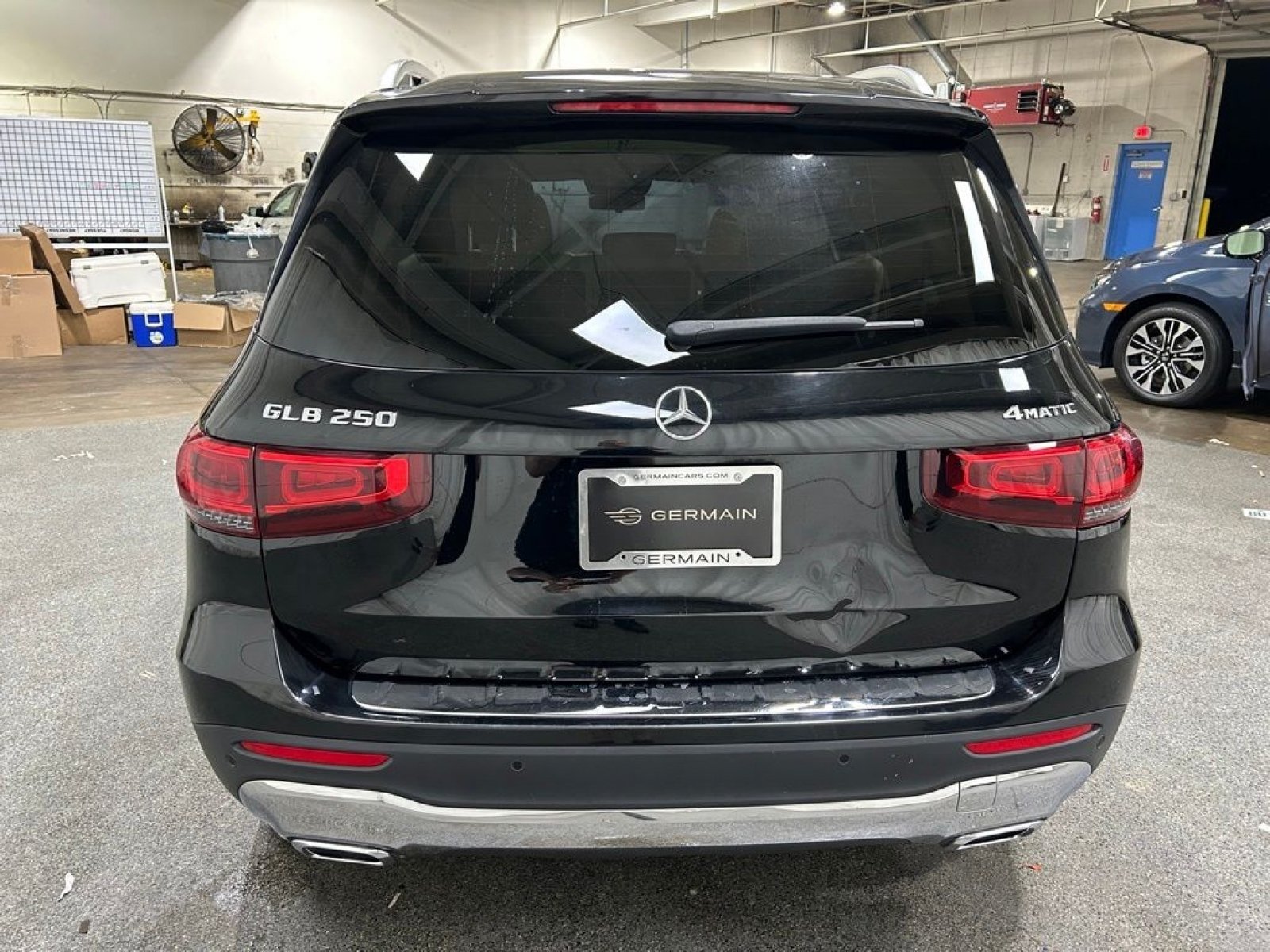 Used 2022 Mercedes-Benz GLB 250 4MATIC image 6